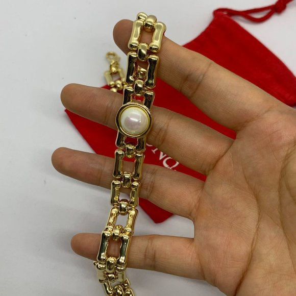 UNO de 50 Necklace Linda NECKLACE squared links and a central white pearl Gold - Picture 4 of 6